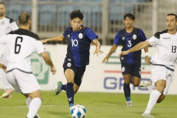 Campuchia vuot qua vong play-off Asian Cup hinh anh