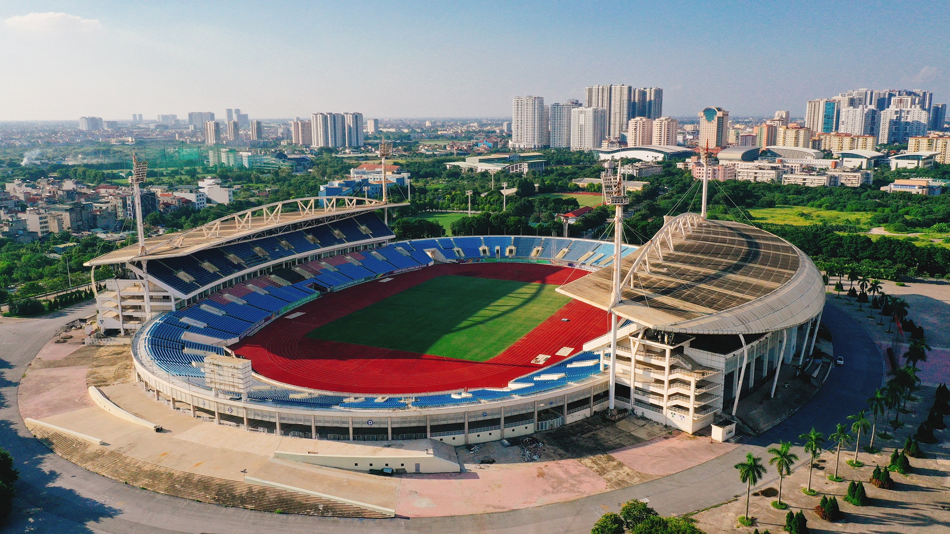 San My Dinh khong duoc don khan gia o tran tuyen Viet Nam hinh anh