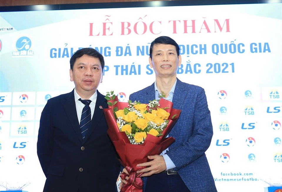 Giai nu quoc gia Thai Son Bac anh 1