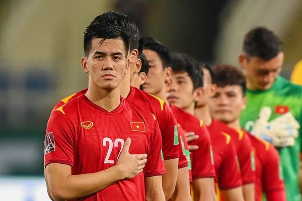 Tuyen Viet Nam co gi sau 5 that bai? hinh anh