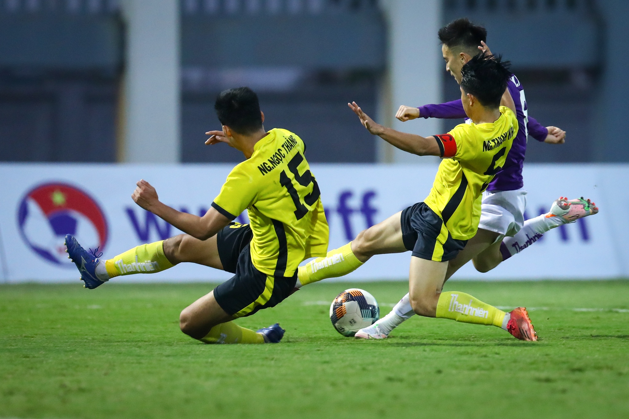 U21 Nutifood vo dich anh 4