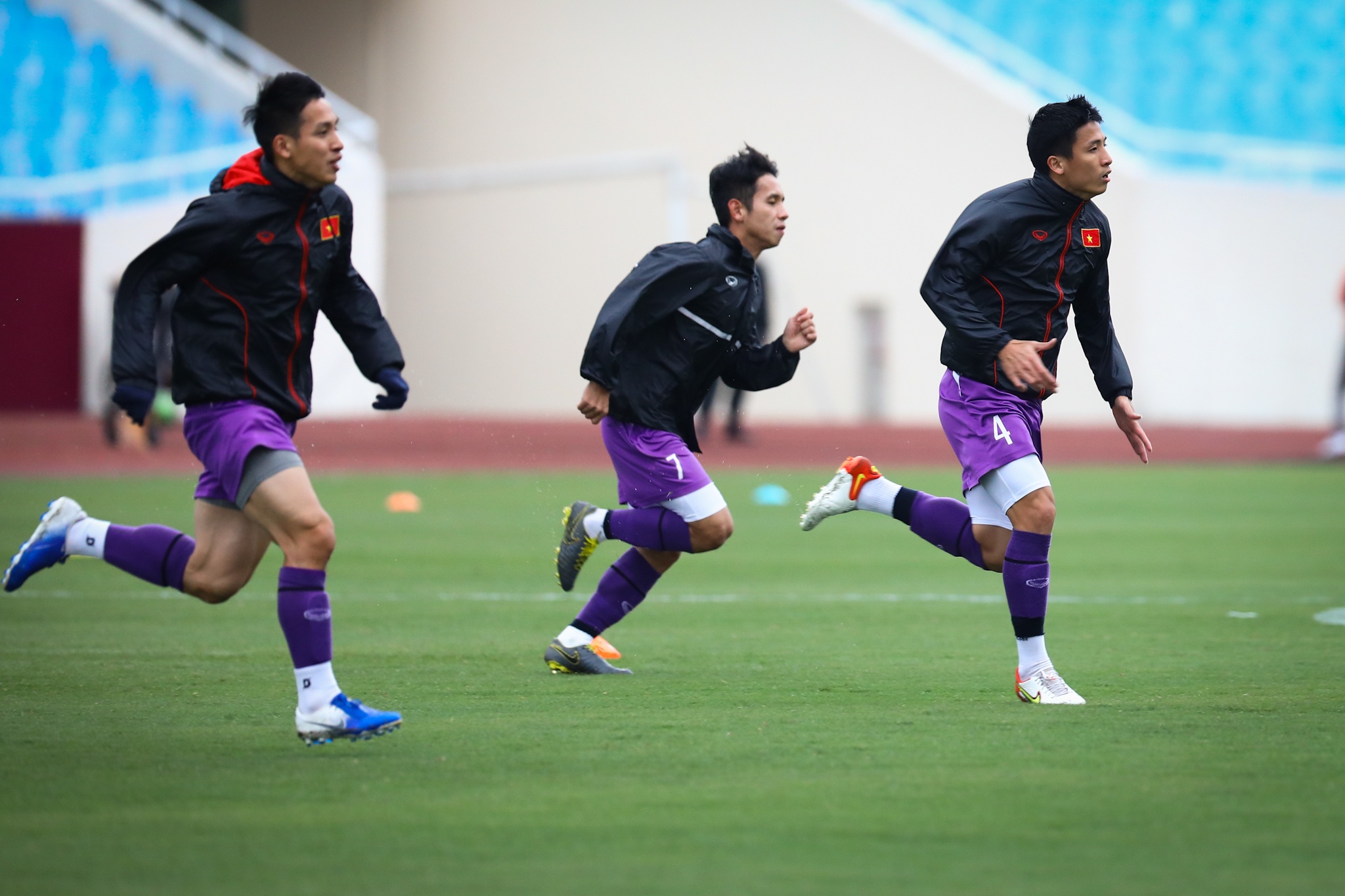 Tuyen Viet Nam Trung Quoc Vong loai World Cup anh 8