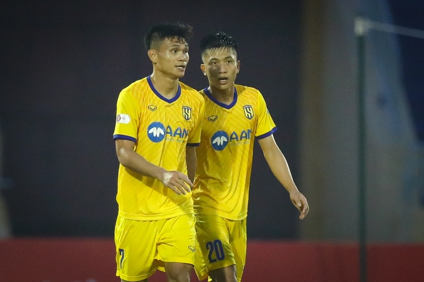 Cong Phuong HAGL SLNA anh 7