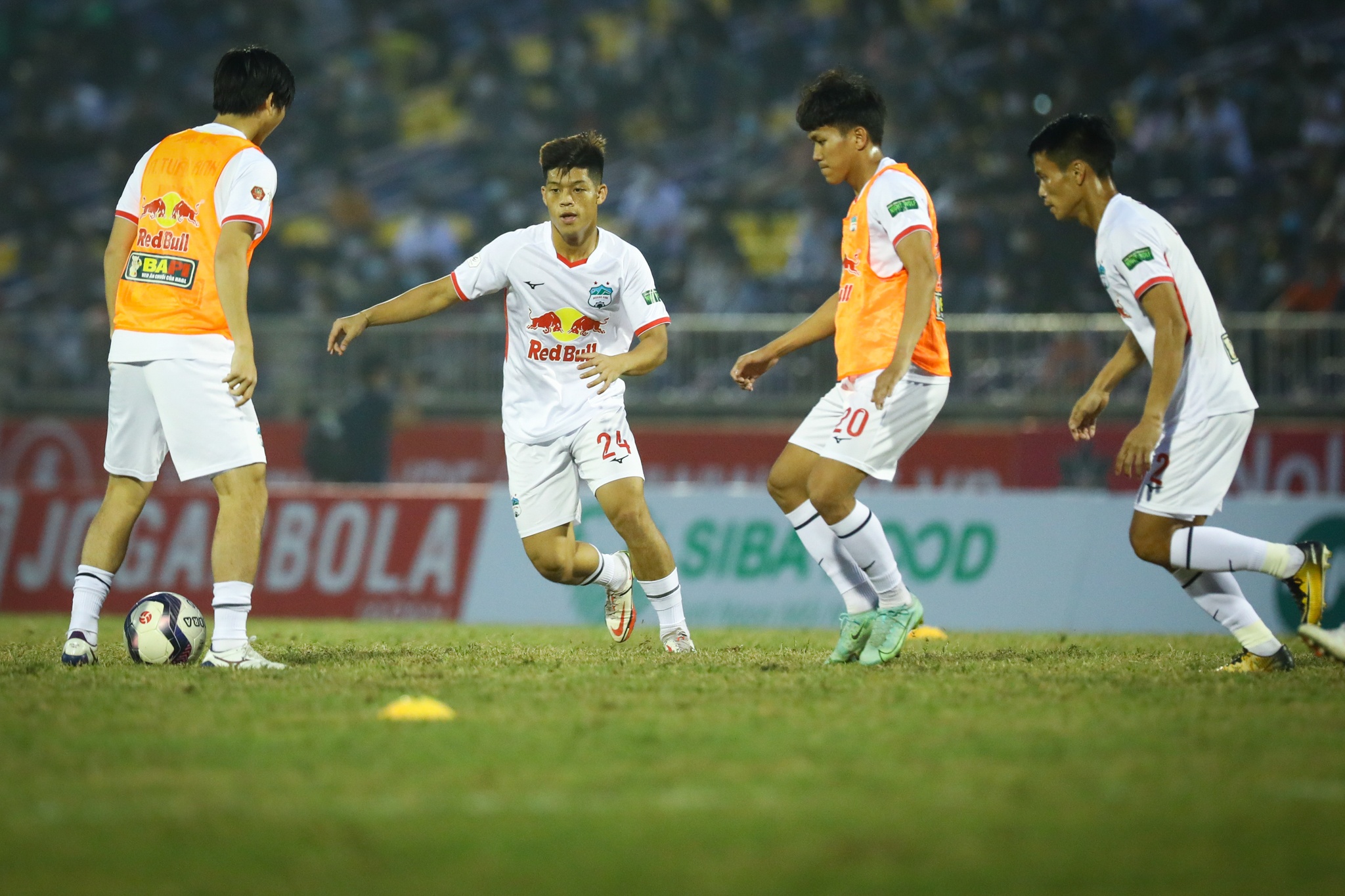 HAGL Duc Viet Cong Phuong SLNA anh 2