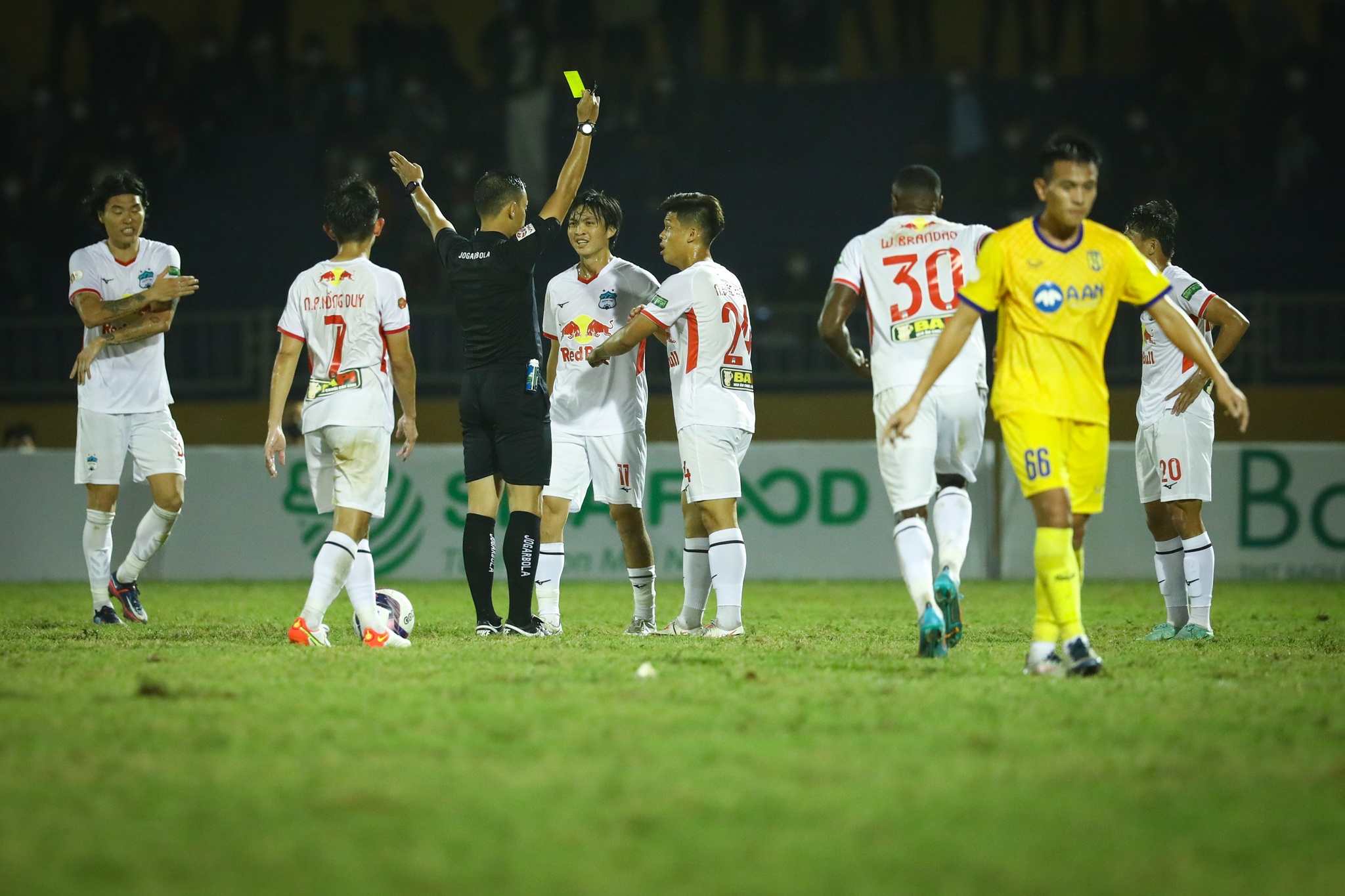 HAGL Duc Viet Cong Phuong SLNA anh 4