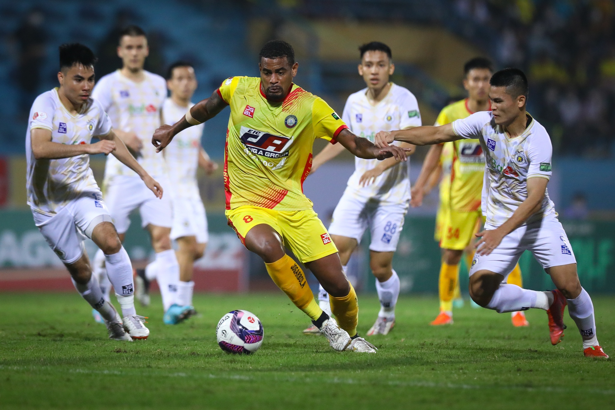 Quang Hai CLB Ha Noi Tuyen Viet Nam anh 4