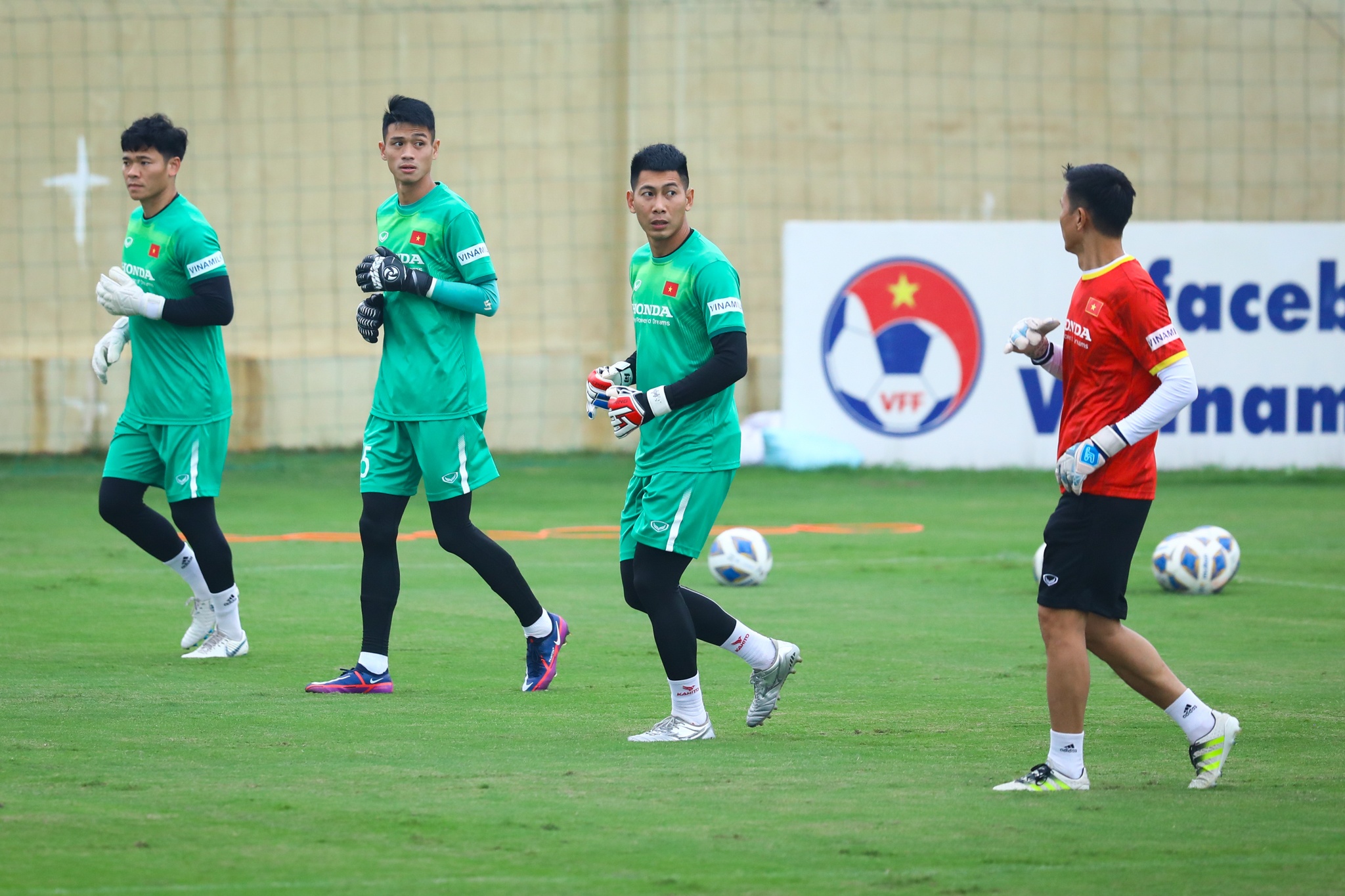 Quang Hai Tuyen Viet Nam CLB Ha Noi anh 5