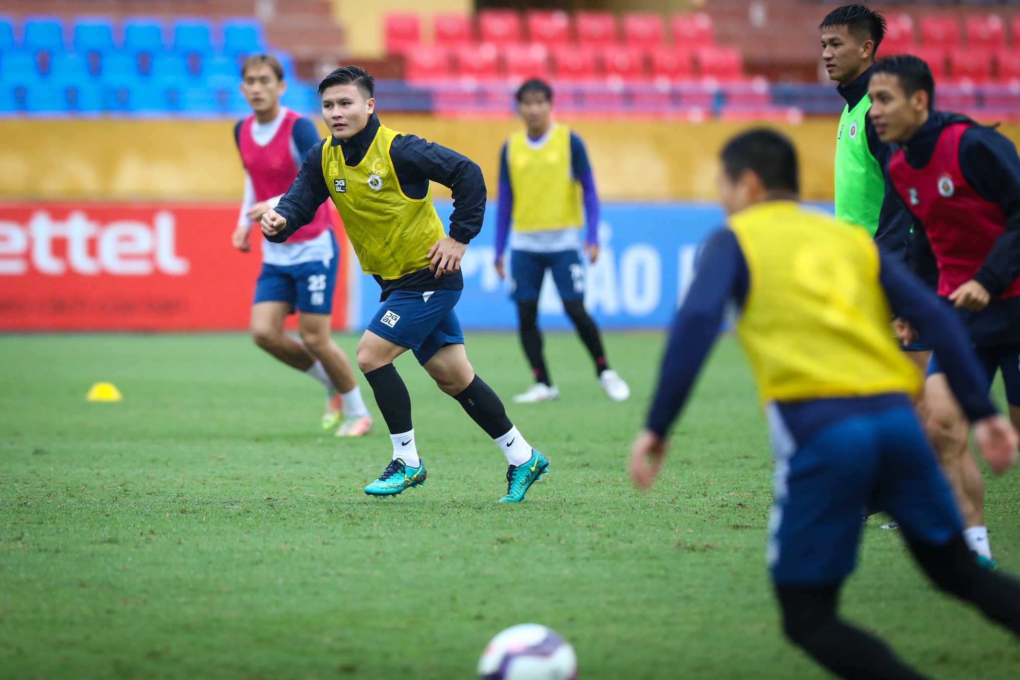 Quang Hai CLB Ha Noi Tuyen Viet Nam anh 8