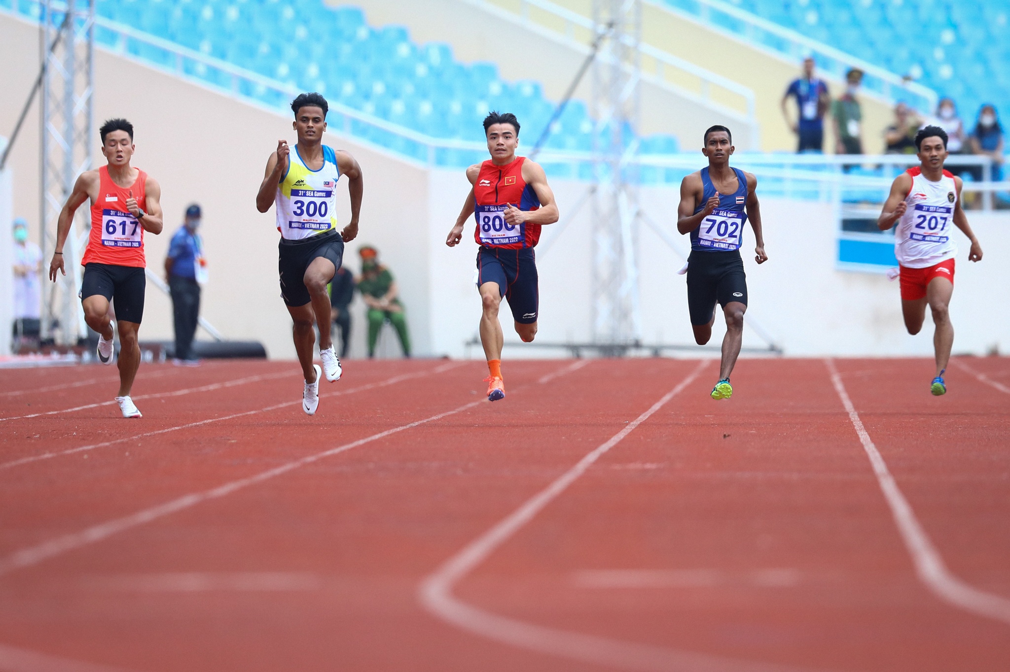 Nguyen Thi Oanh SEA Games 31 Dien kinh Viet Nam anh 11