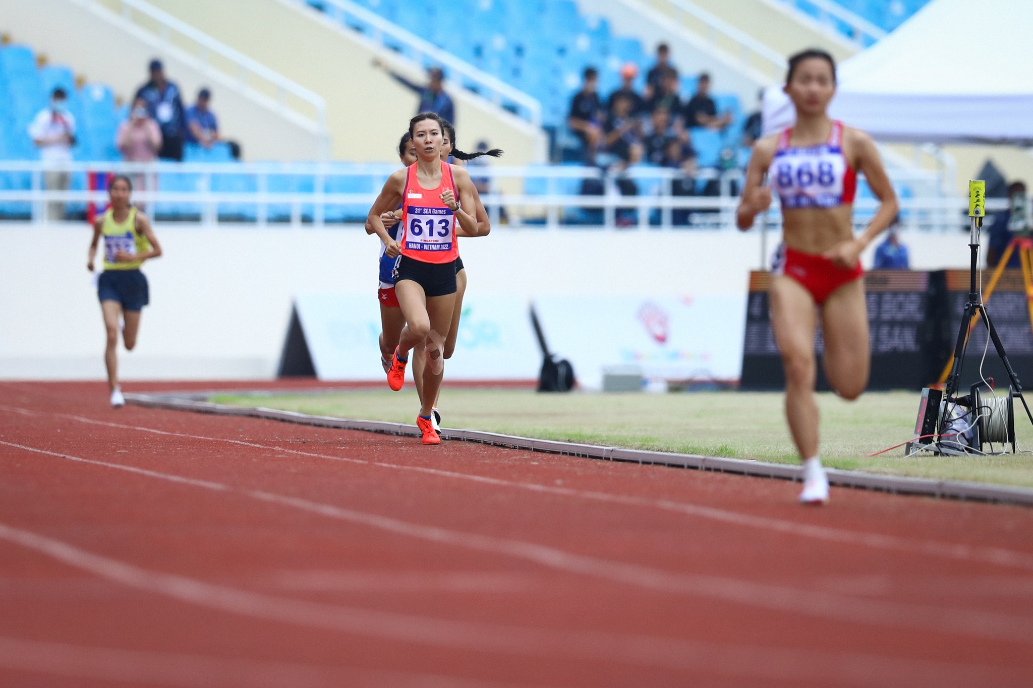 Nguyen Thi Oanh SEA Games 31 Dien kinh Viet Nam anh 3