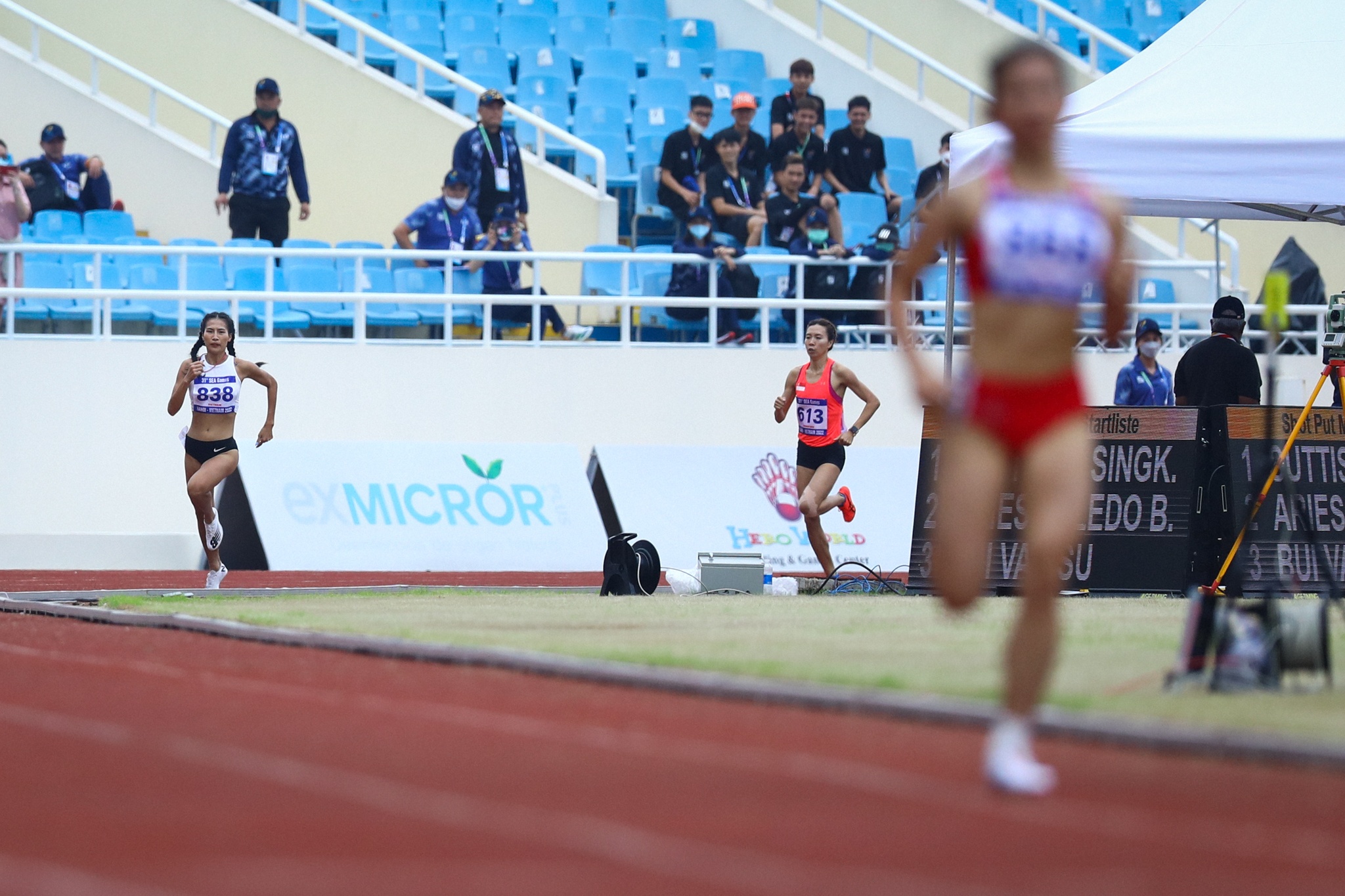 Nguyen Thi Oanh SEA Games 31 Dien kinh Viet Nam anh 6