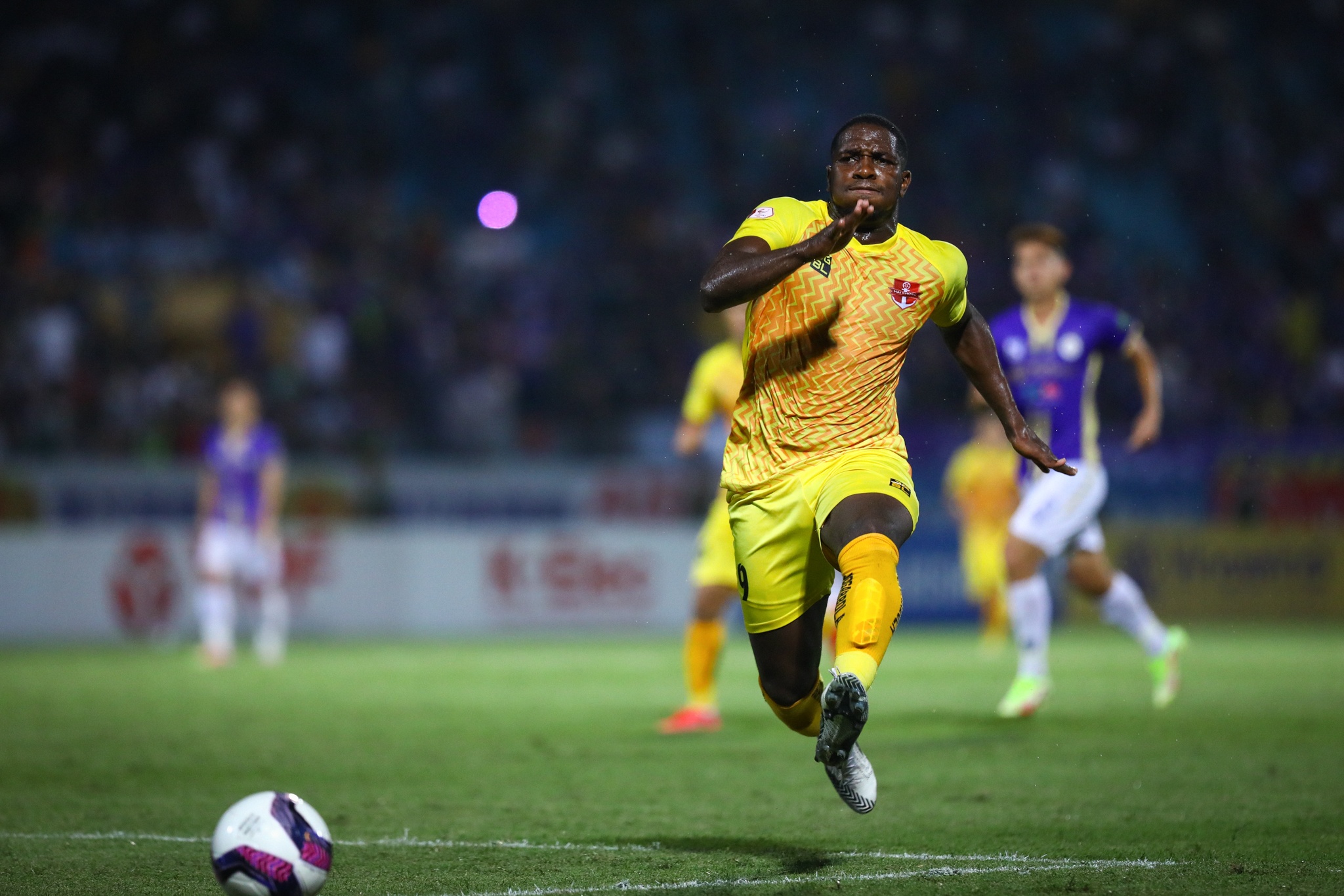 Rimario Gordon qua mat Duy Manh anh 5