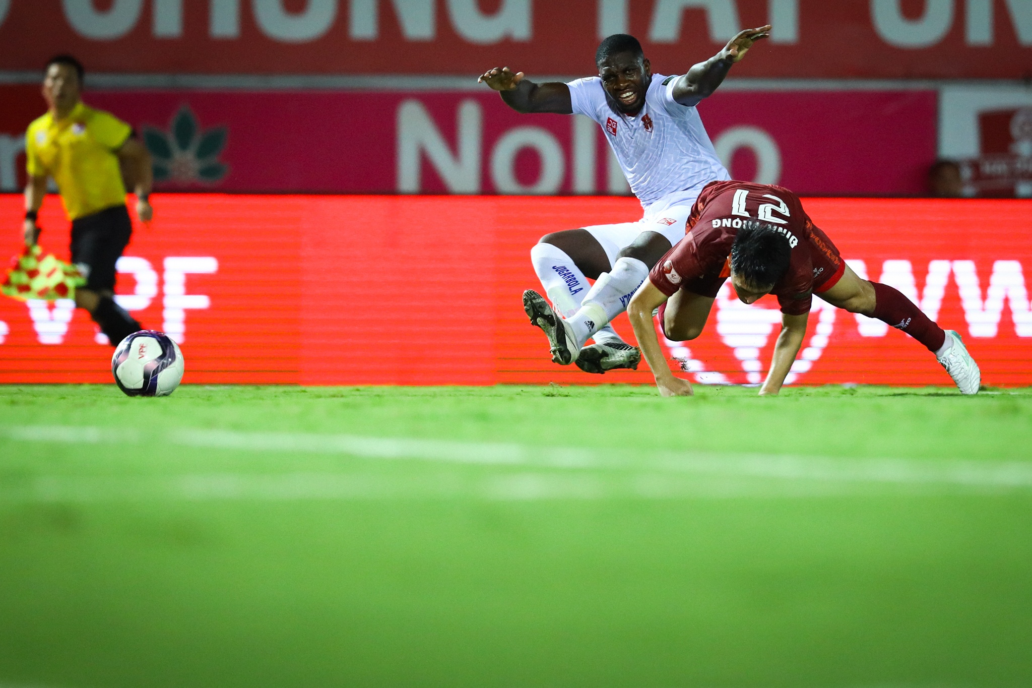 Rimario Gordon Binh Dinh Tuyen Viet Nam anh 5