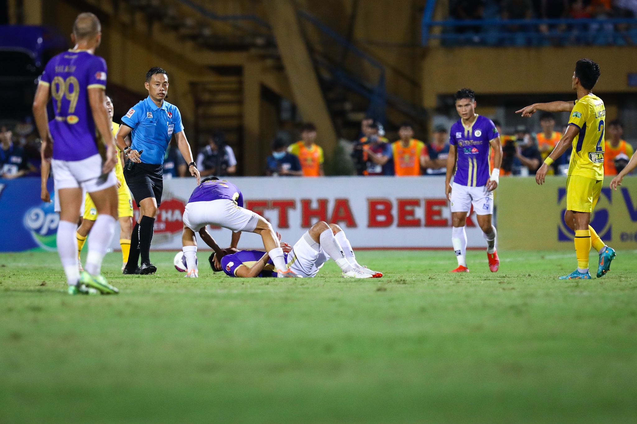 Duc Huy HAGL CLB Ha Noi Tuyen Viet Nam anh 1