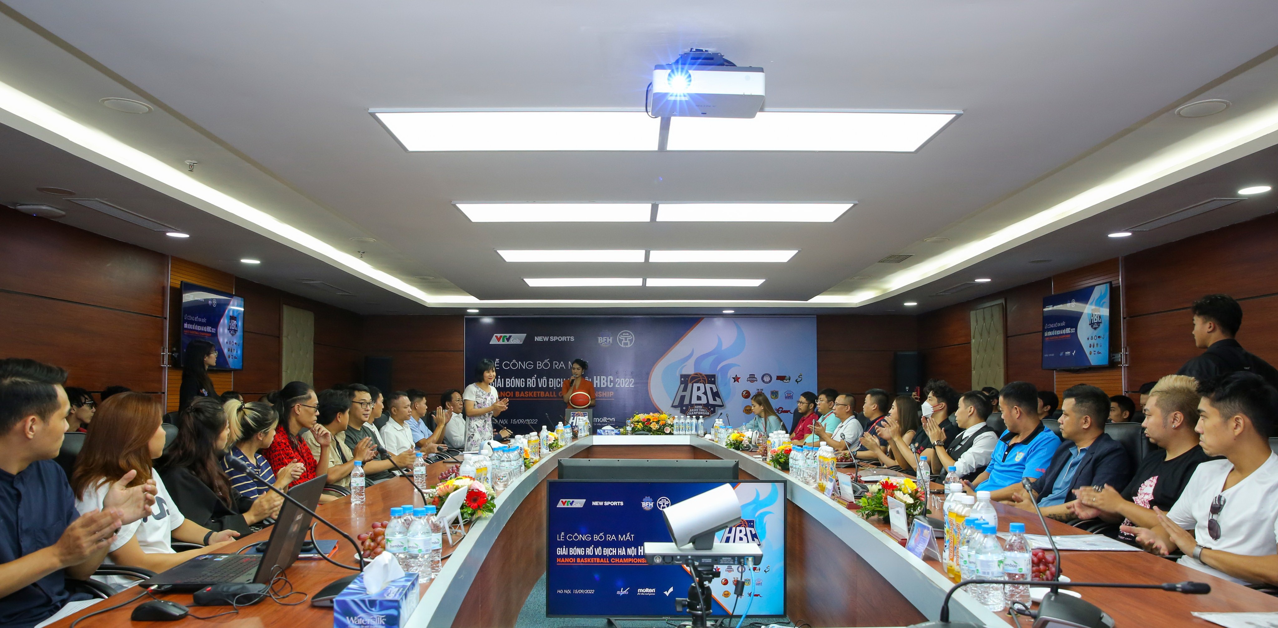 Bong ro Ha Noi anh 1