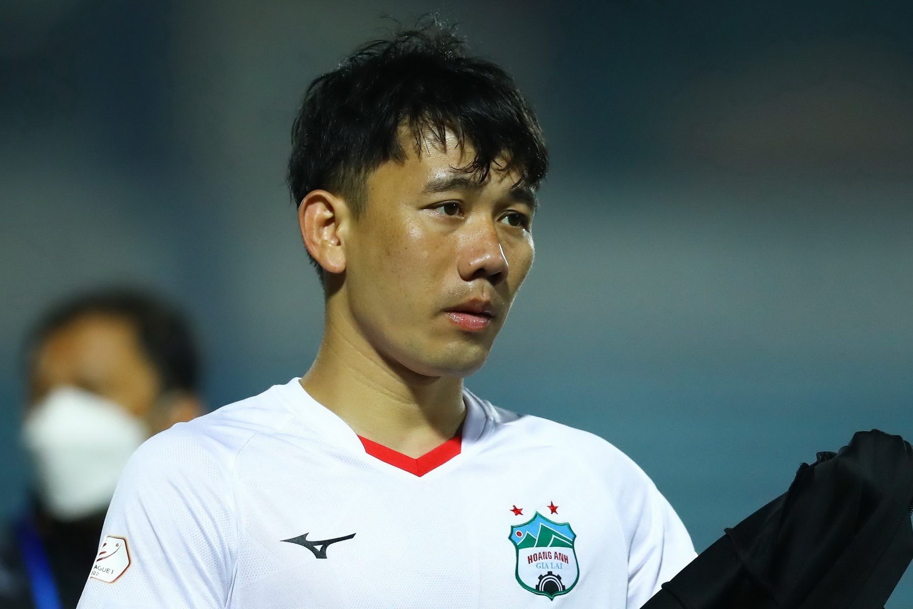 Phan ung cua nha tai tro chinh V.League voi HAGL hinh anh