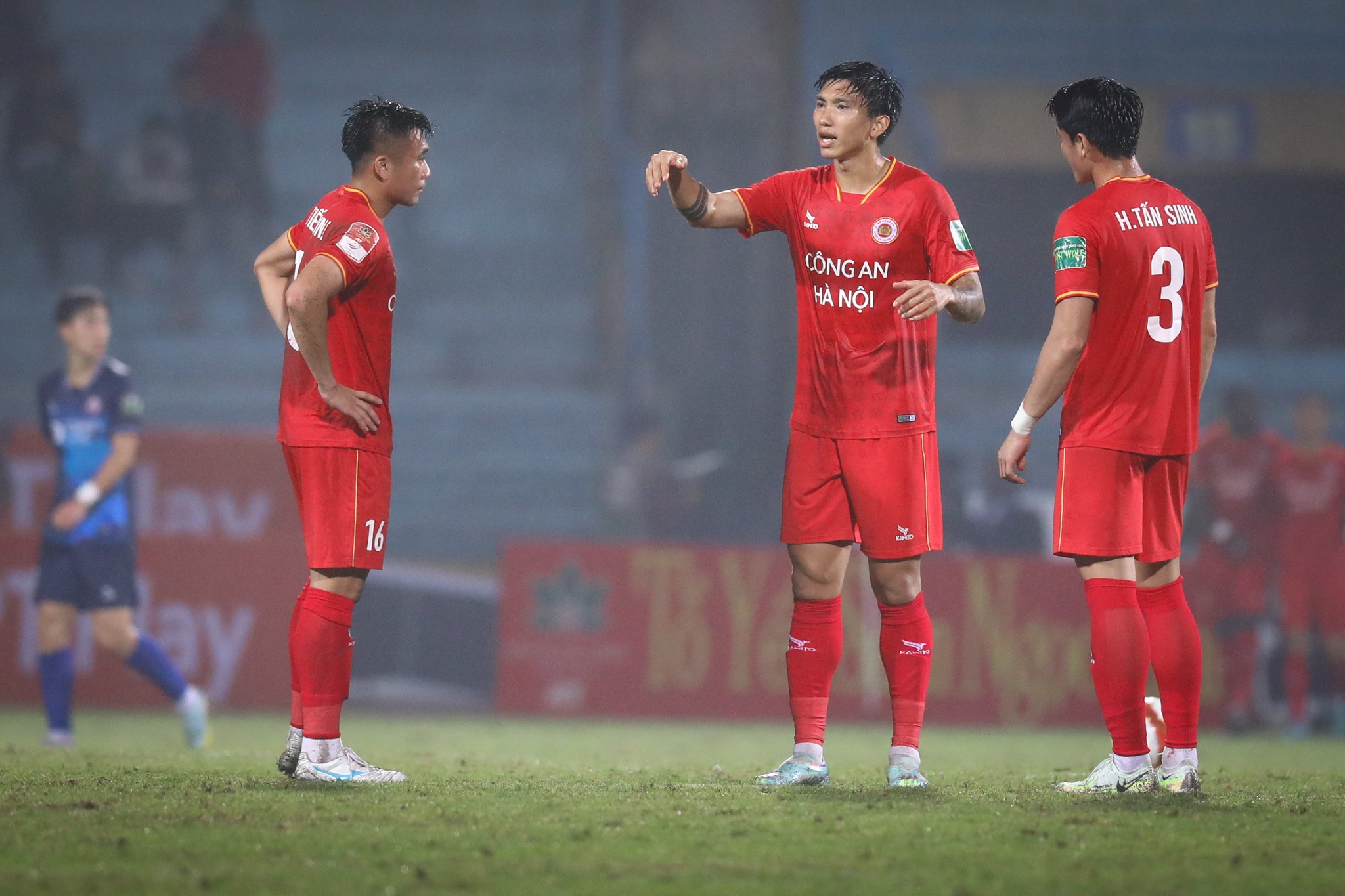 Viktor Le Van Hau anh 11