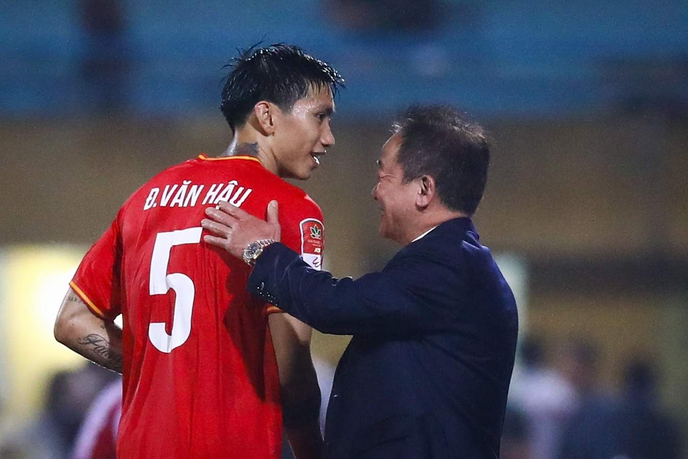 Bau Hien an ui Van Hau hinh anh