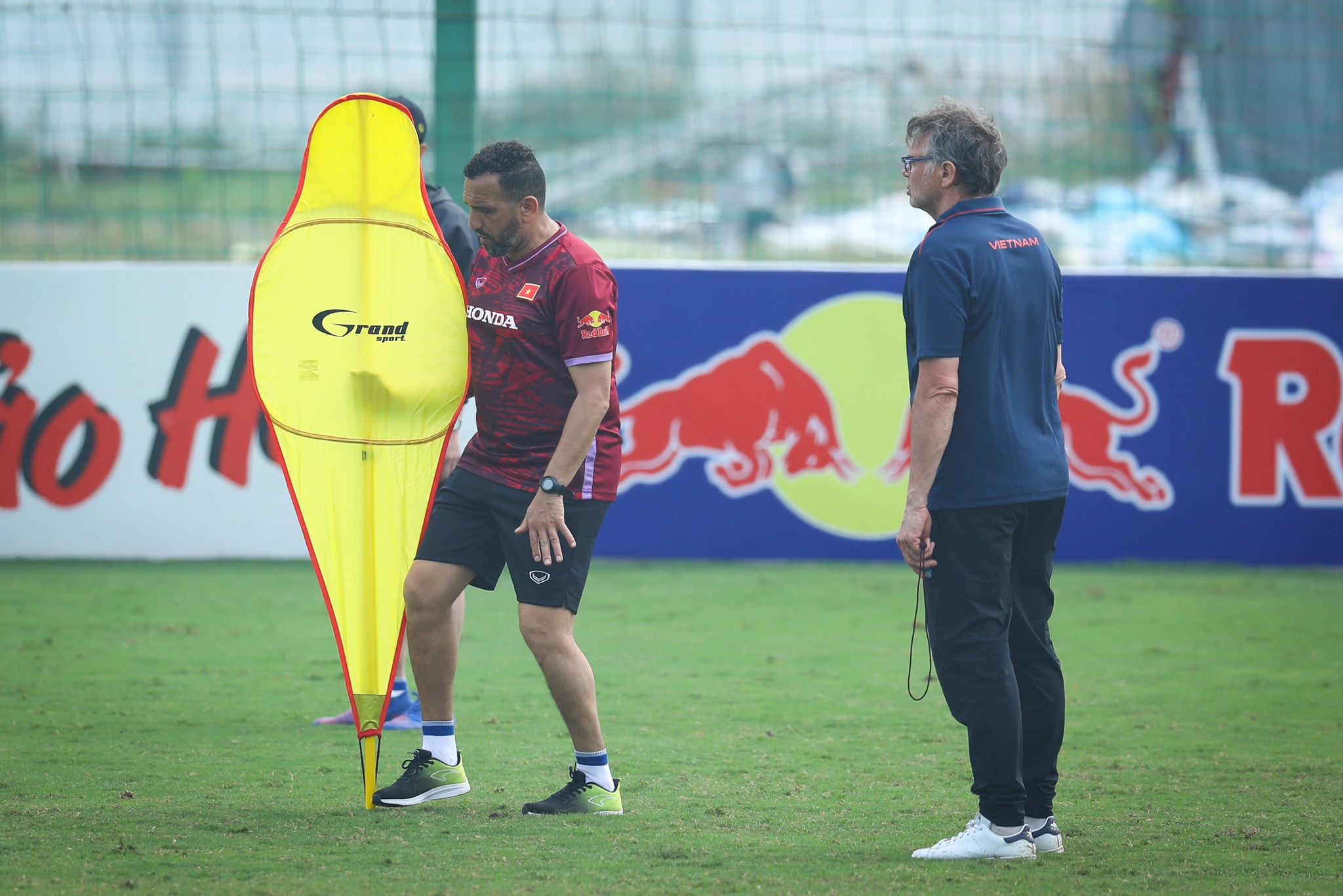 Tuyen Viet Nam Banh que anh 11