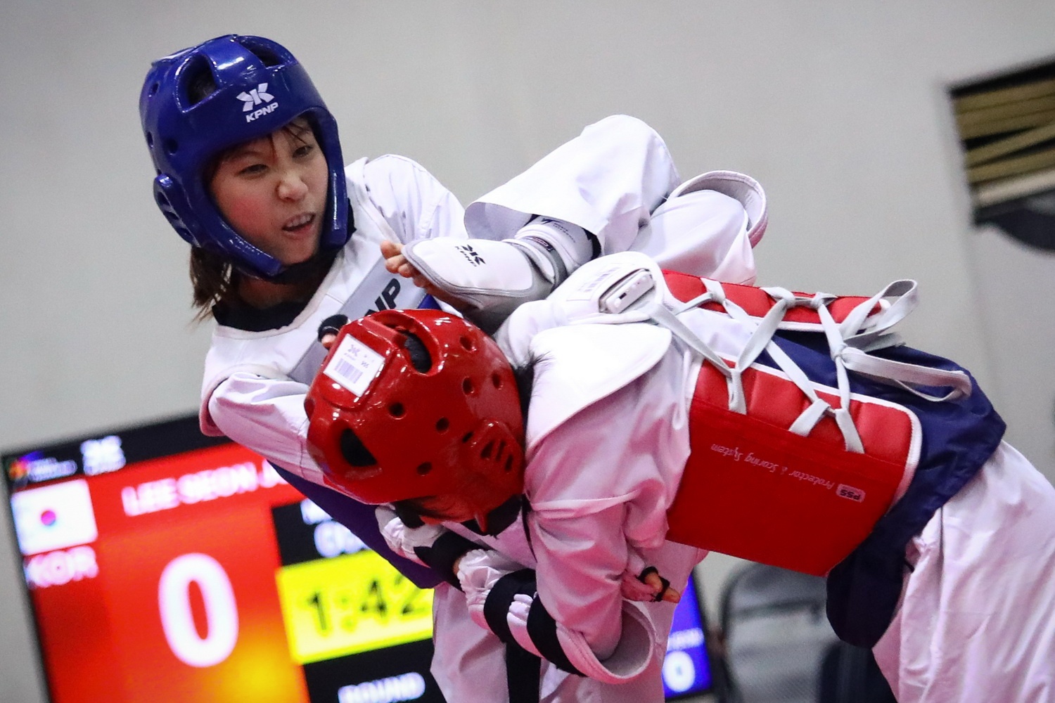 Tuyen taekwondo Viet Nam dau tap Han Quoc truoc SEA Games hinh anh