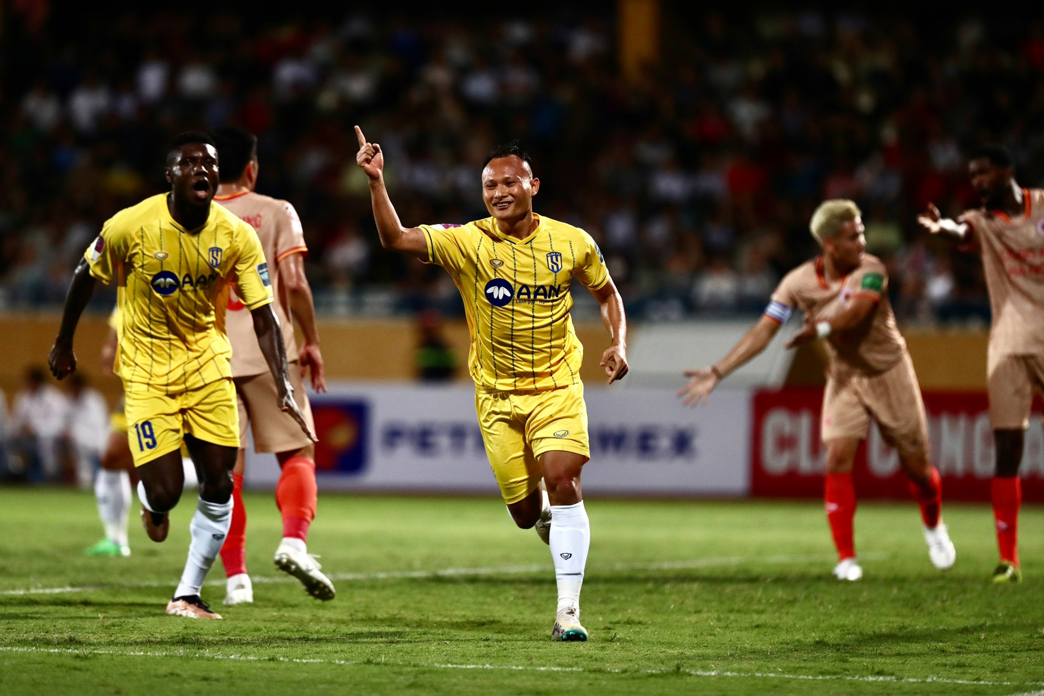 Sai lam Que Ngoc Hai anh 2