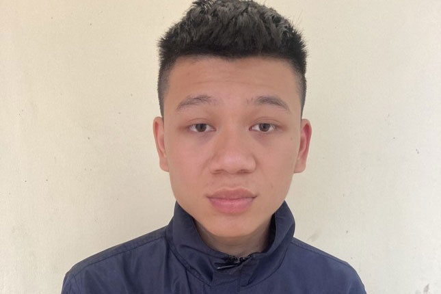 Nam thanh nien dung dao dam nguoi yeu vi doi chia tay hinh anh