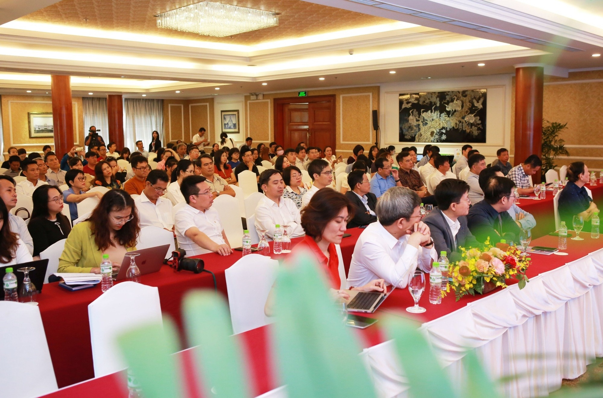 Kinh te bao chi anh 2