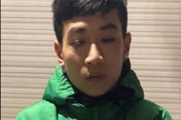 Dong gia xe om cong nghe di ban ma tuy hinh anh