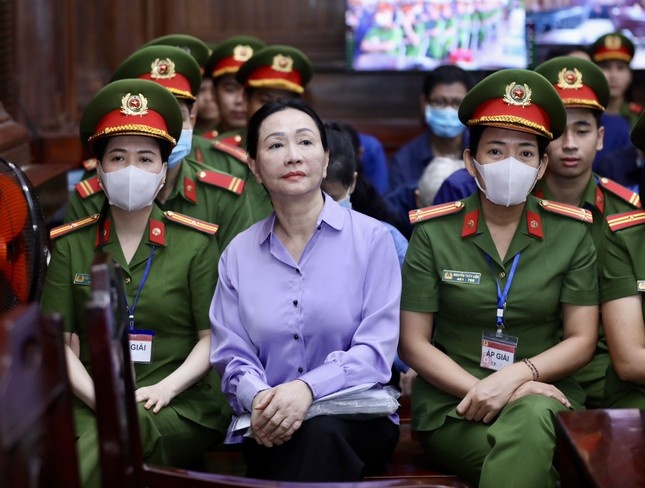 Da co nguoi hoi mua 'toa nha 1 ty USD' tai Ha Noi cua Truong My Lan hinh anh