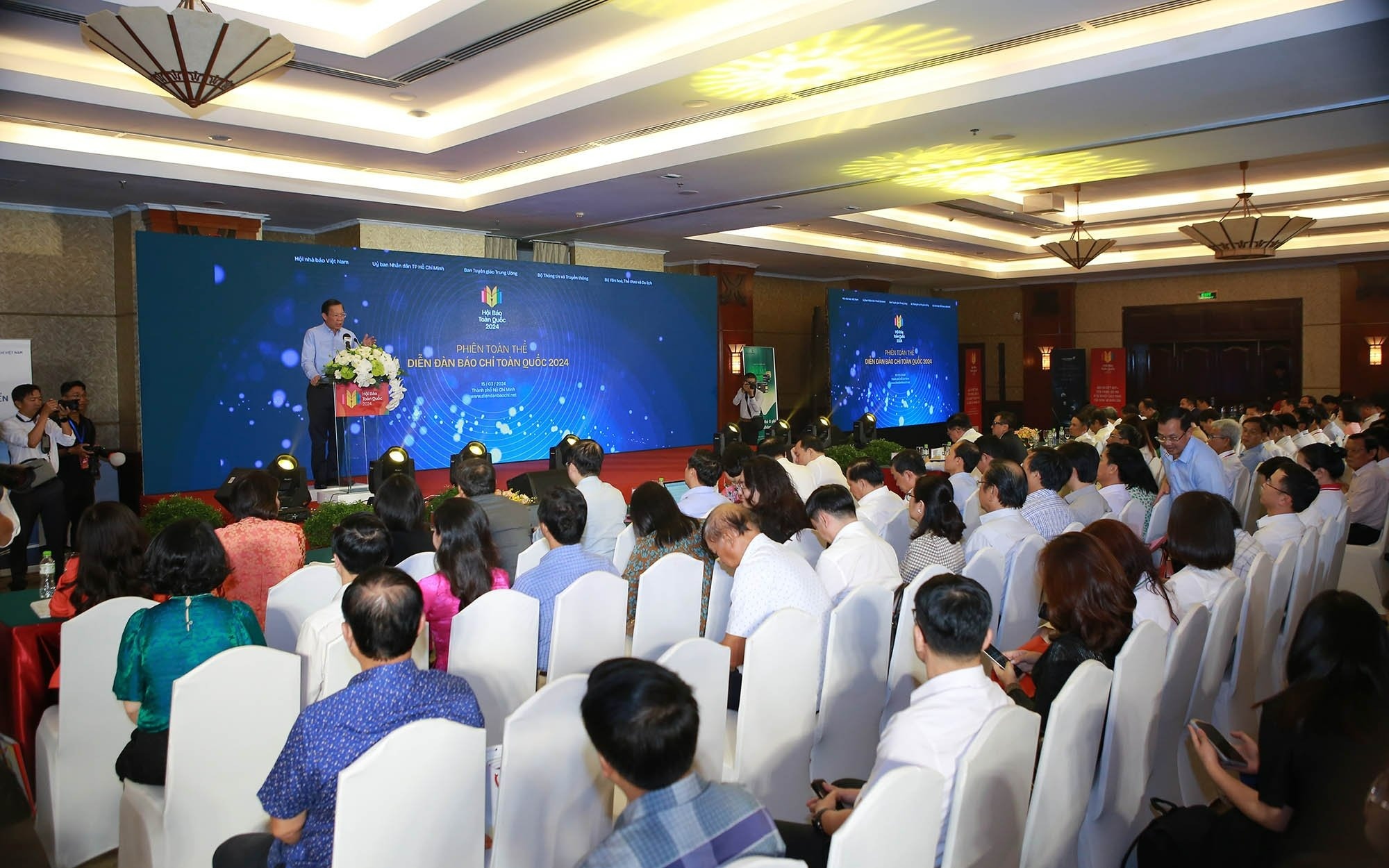 Hoi bao toan quoc anh 3