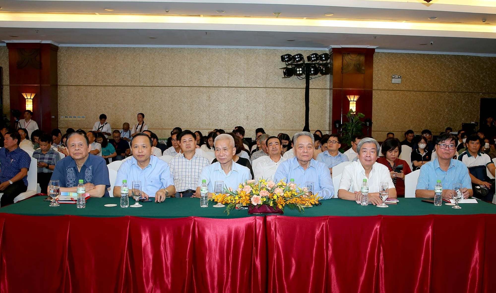 Hoi bao toan quoc anh 6