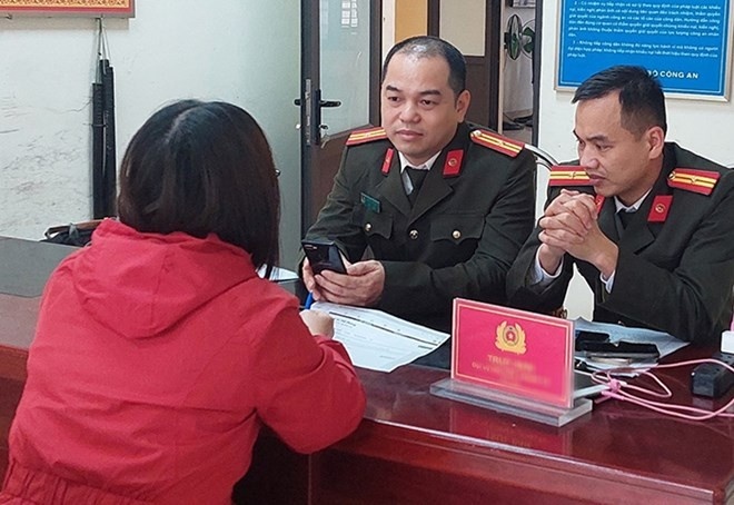 Trieu tap nguoi phu nu lap trang Facebook Cong an Hai Phong gia mao hinh anh