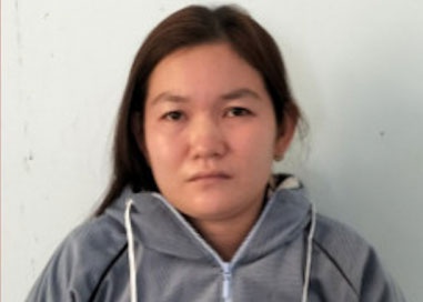 Lua doi tien roi trao to 500.000 dong thanh 20.000 dong hinh anh