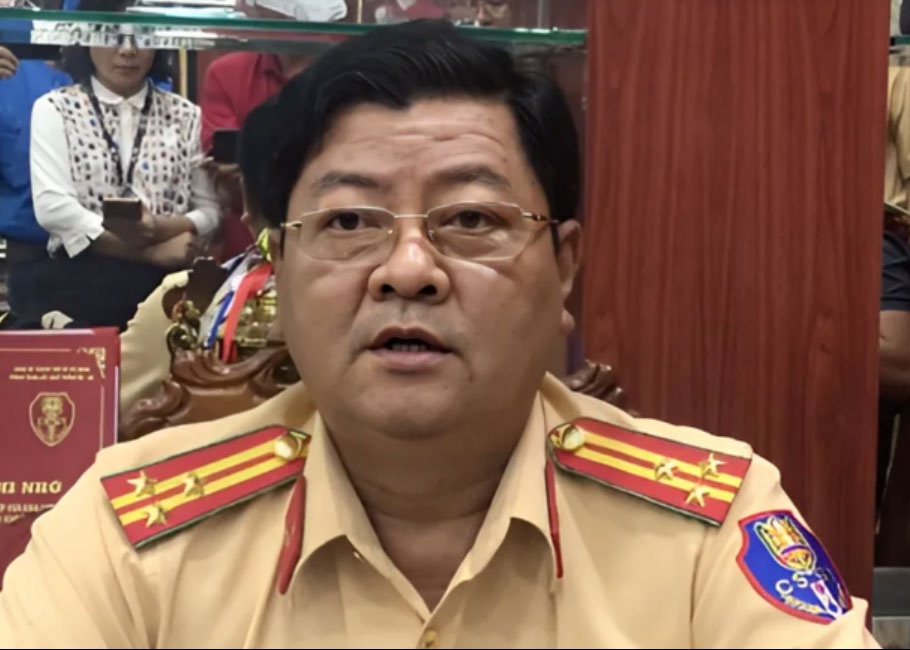 Cuu pho Phong CSGT TP.HCM hoi lo cuu cuc truong Cuc Dang kiem Viet Nam hinh anh