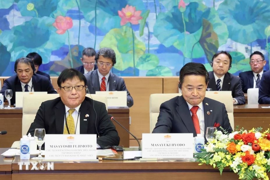 Chu tich Vuong Dinh Hue anh 7