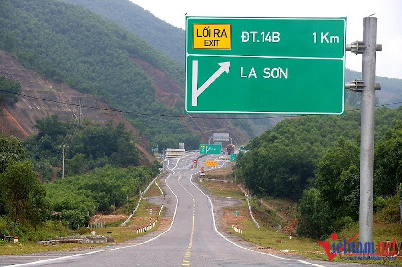 La Son,  Tuy Loan anh 1