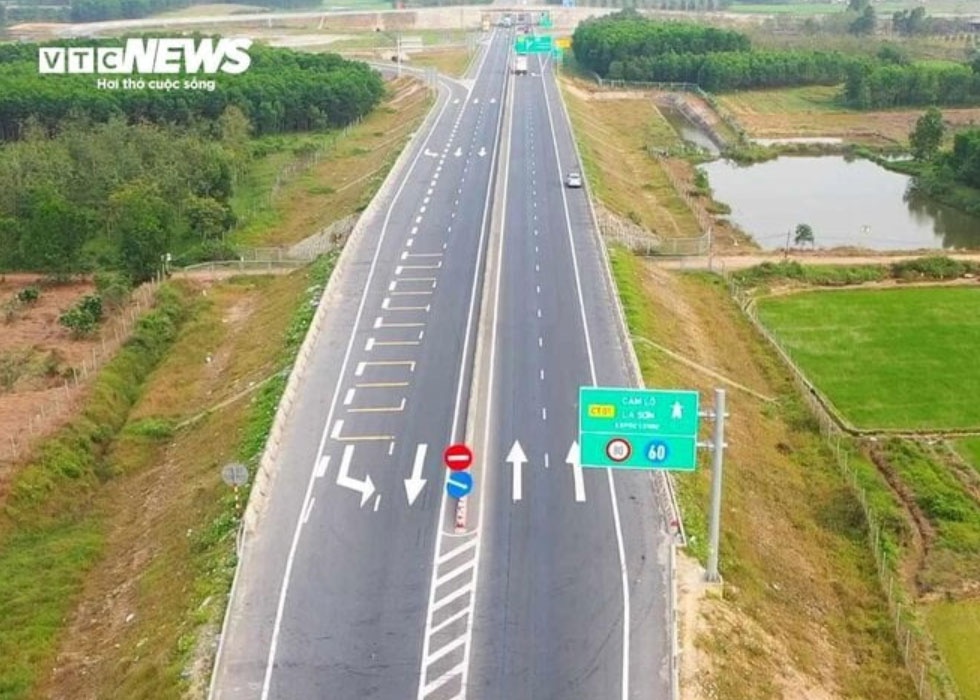 Cam Lo,  La Son anh 1