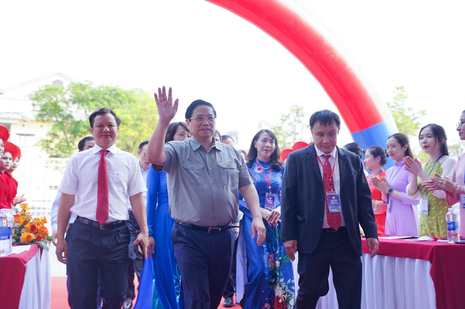 Thu tuong du le khoi cong Benh vien Quoc te Trung uong Hue 2 hinh anh