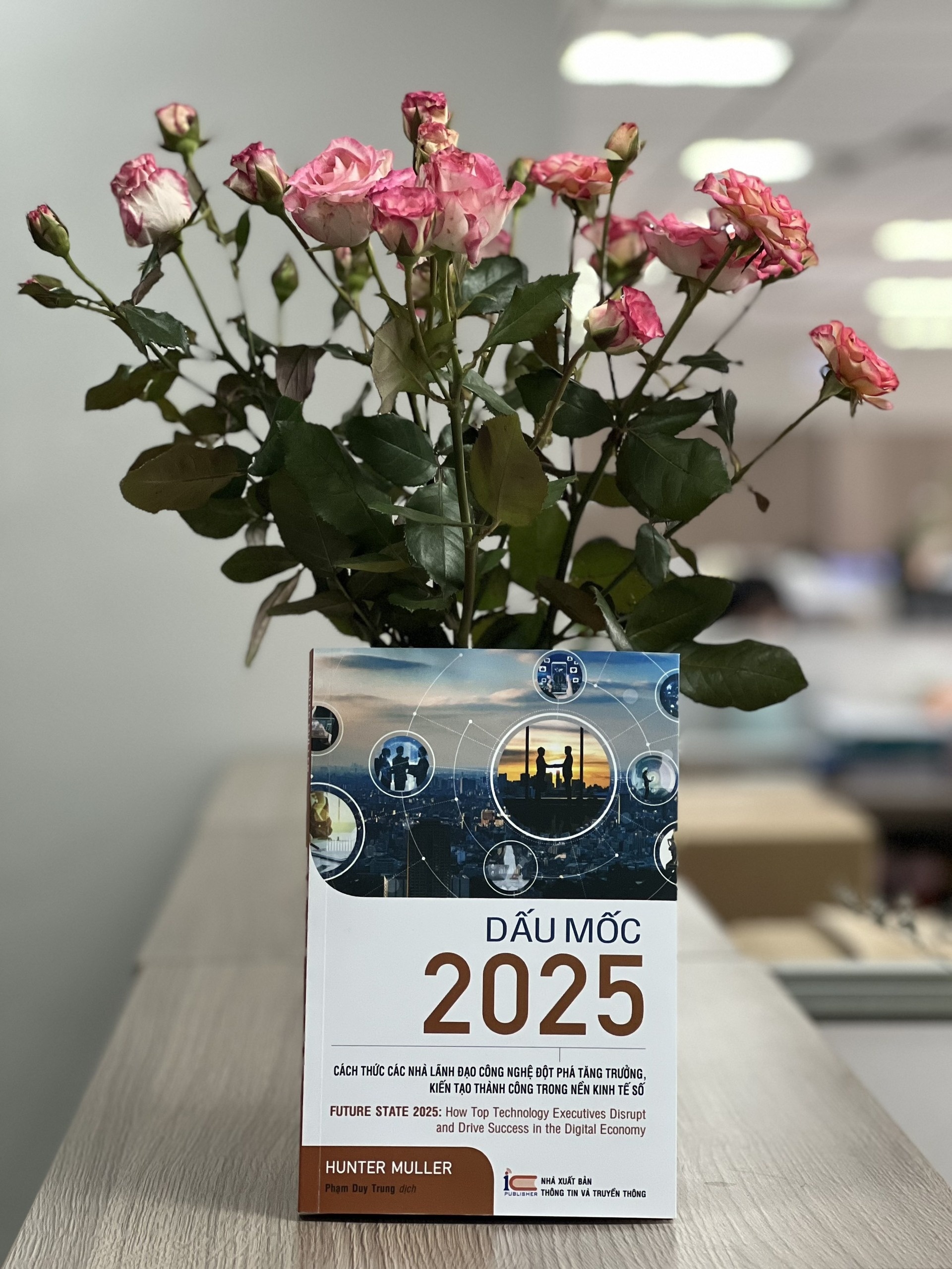 Dau moc 2025 anh 1