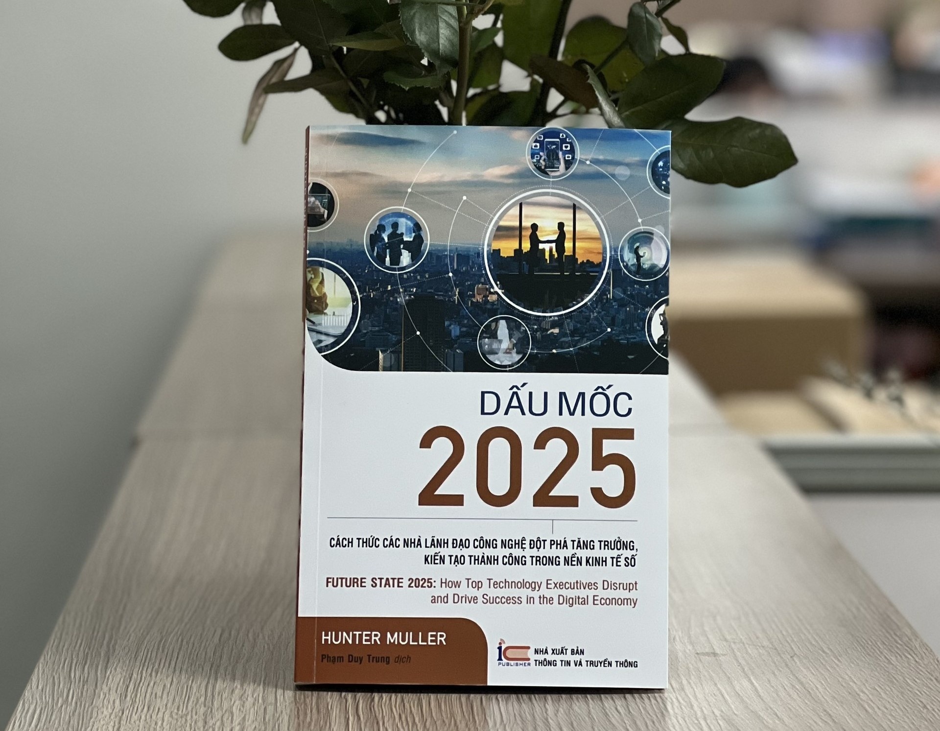 ‘Dau moc 2025’ giup cac nha lanh dao cong nghe tao su dot pha hinh anh
