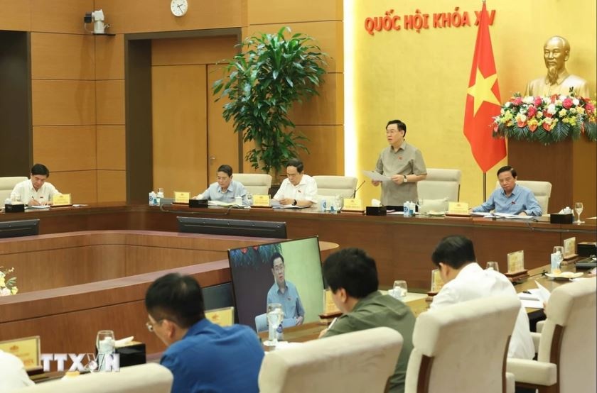 Vuong Dinh Hue anh 4