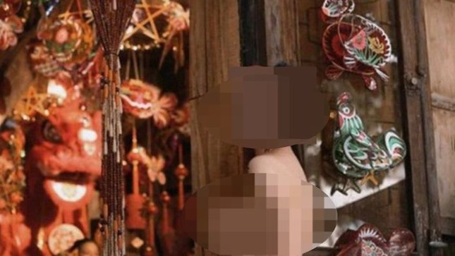 Nu sinh lop 6 bi ghep hinh 'nong', ep doc truyen doi truy hinh anh
