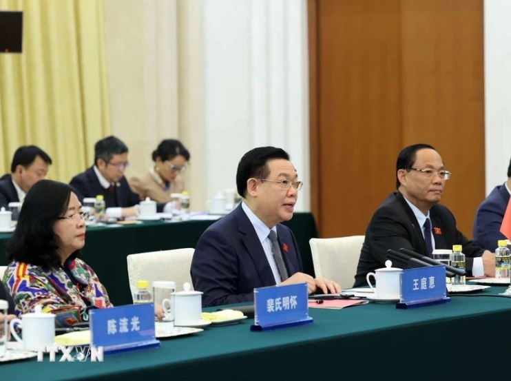 Vuong Dinh Hue anh 4