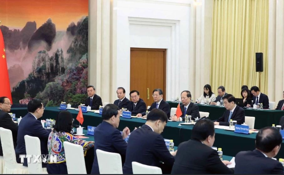 Vuong Dinh Hue anh 8