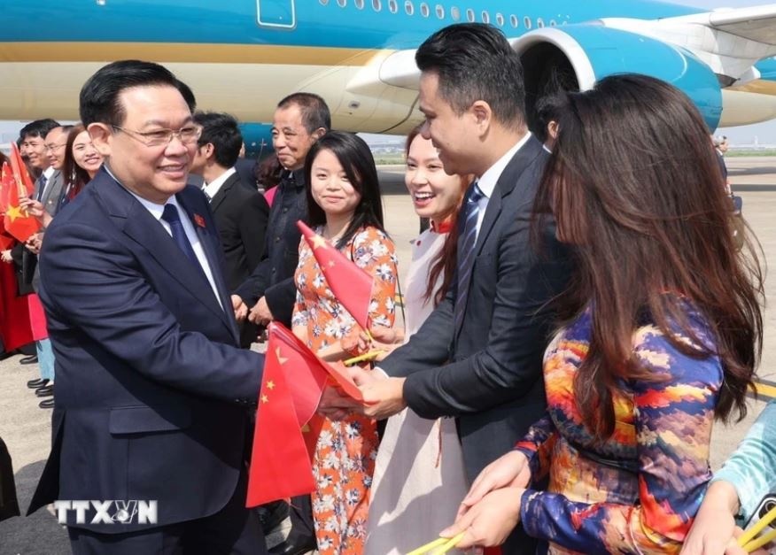 Vuong Dinh Hue anh 10