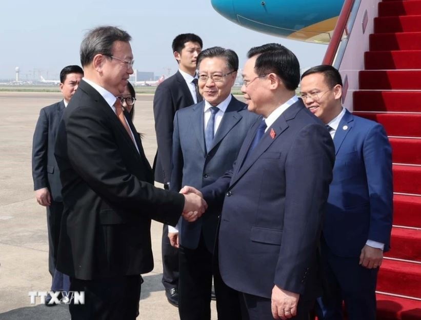 Vuong Dinh Hue anh 2