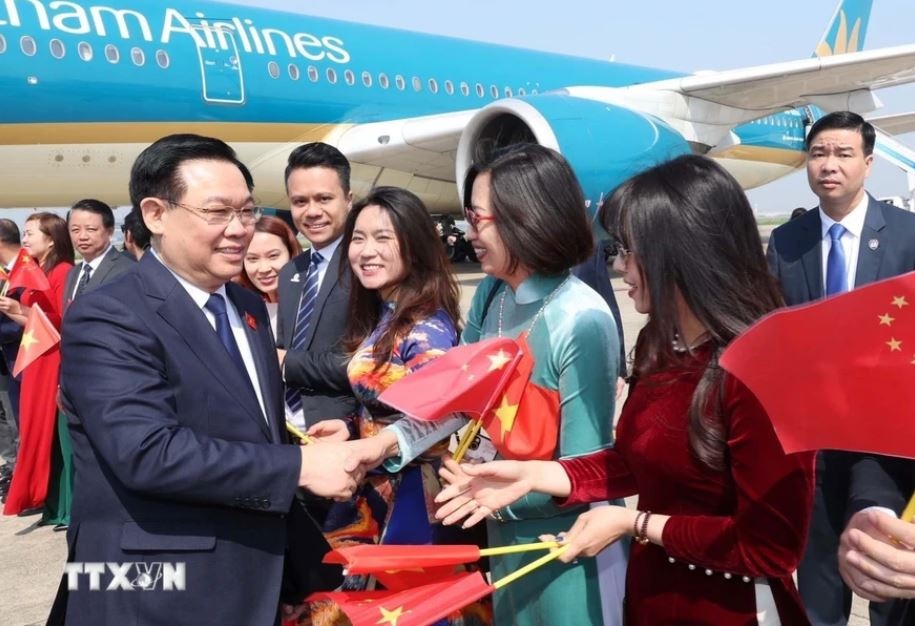 Vuong Dinh Hue anh 7