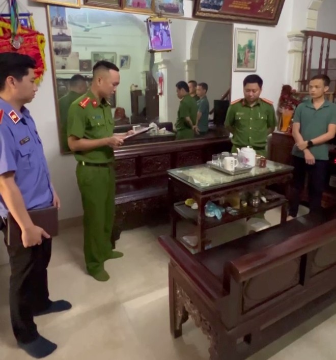 Cưỡng đoạt 3 tỷ đồng,  Trần Thị Xuân Huyền,  Nguyễn Thị Kim Xuân,  Nguyễn Thị Duyên  ảnh 2 Cuong doat 3 ty dong,  Tran Thi Xuan Huyen,  Nguyen Thi Kim Xuan,  Nguyen Thi Duyen anh 2