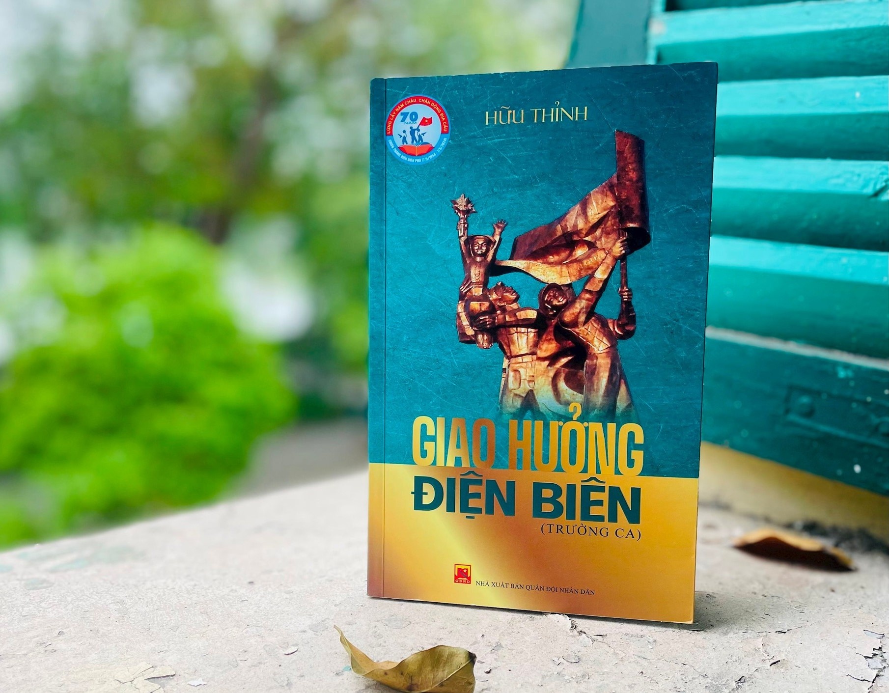 'Tran Dien Bien Phu bang van chuong' cua nha tho Huu Thinh hinh anh