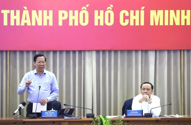 Chu tich TPHCM muon co AI lam thay thu ky hinh anh